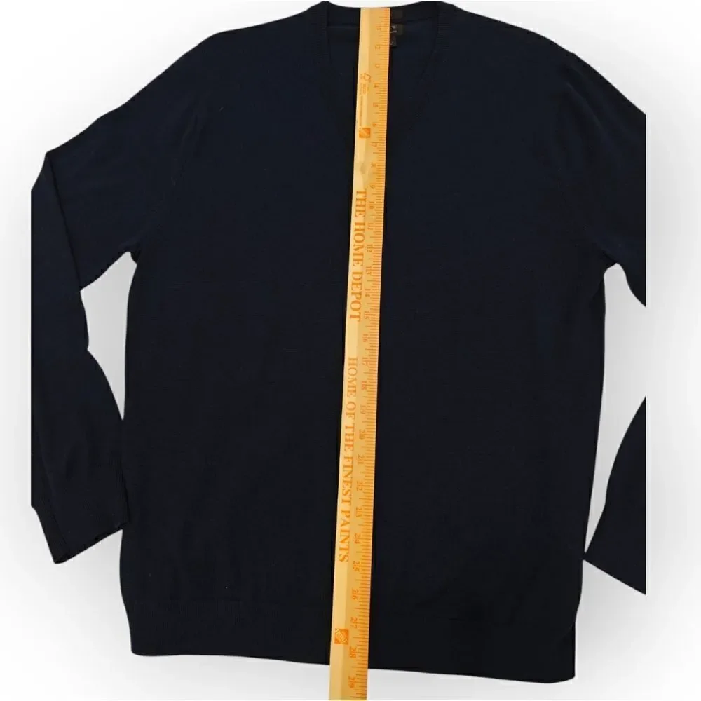 J CREW DARK BLUE 100% MERINO WOOL SLIM FIT SWEATER SIZE L